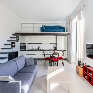  Appartamento Boccadasse Chic Urban Retreat